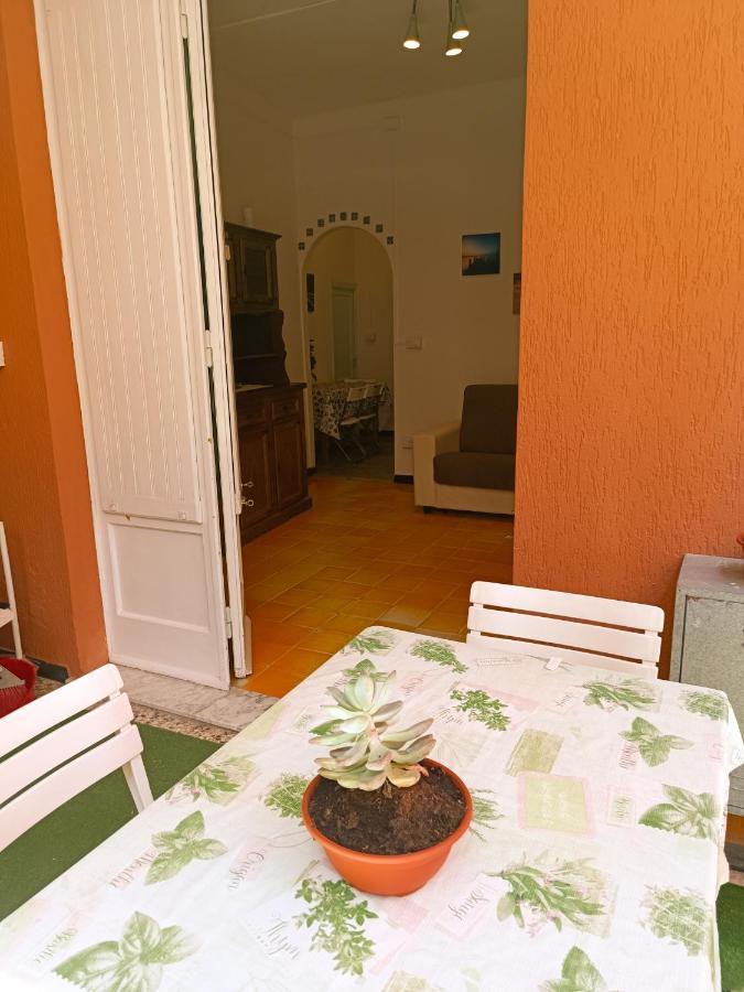 Classic Monterossino Apartment In Old Town Monterosso al Mare Exterior foto
