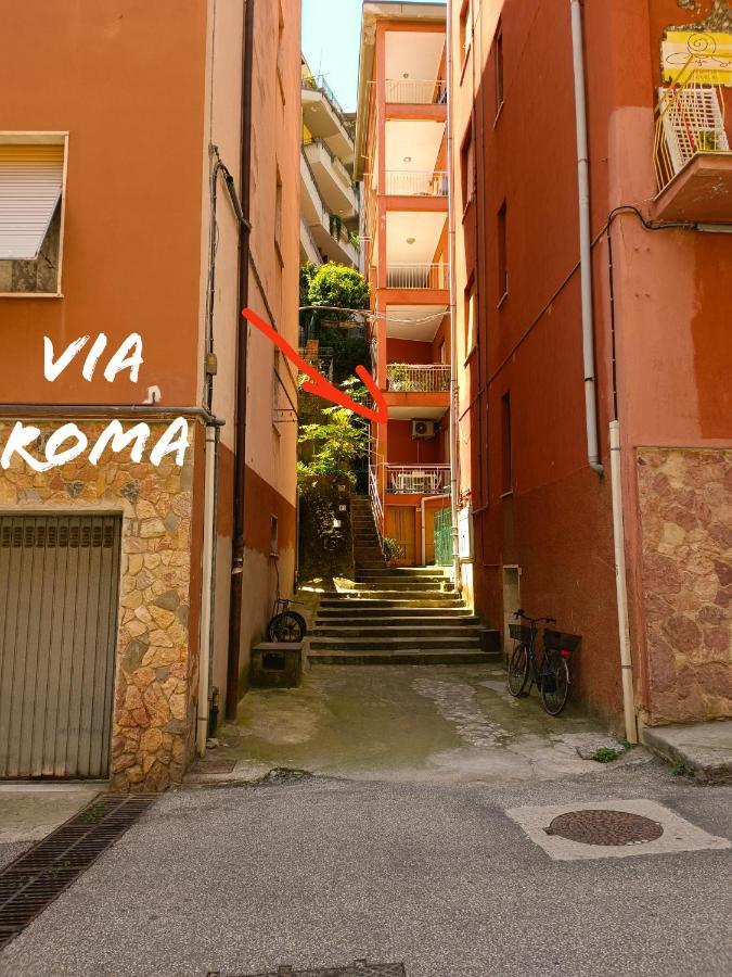 Classic Monterossino Apartment In Old Town Monterosso al Mare Exterior foto